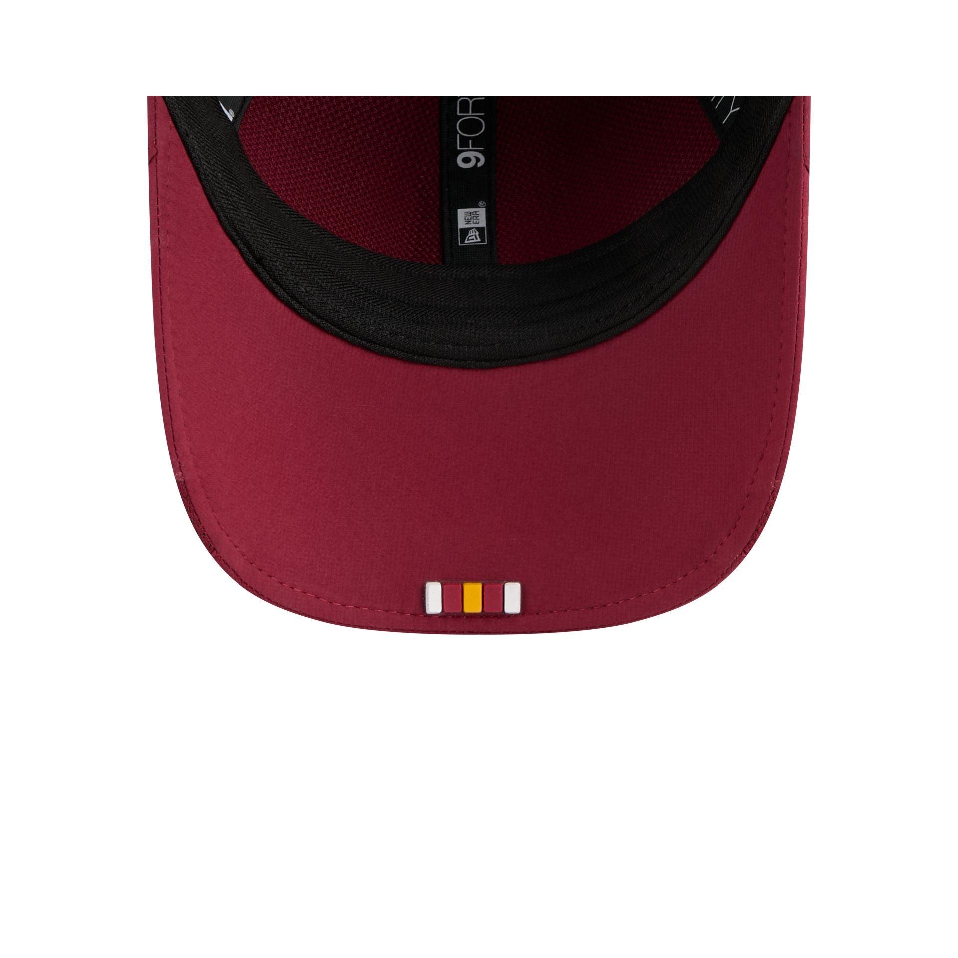 Cleveland Guardians Metallic Gold Logo 59FIFTY Fitted Hat Male Product Image