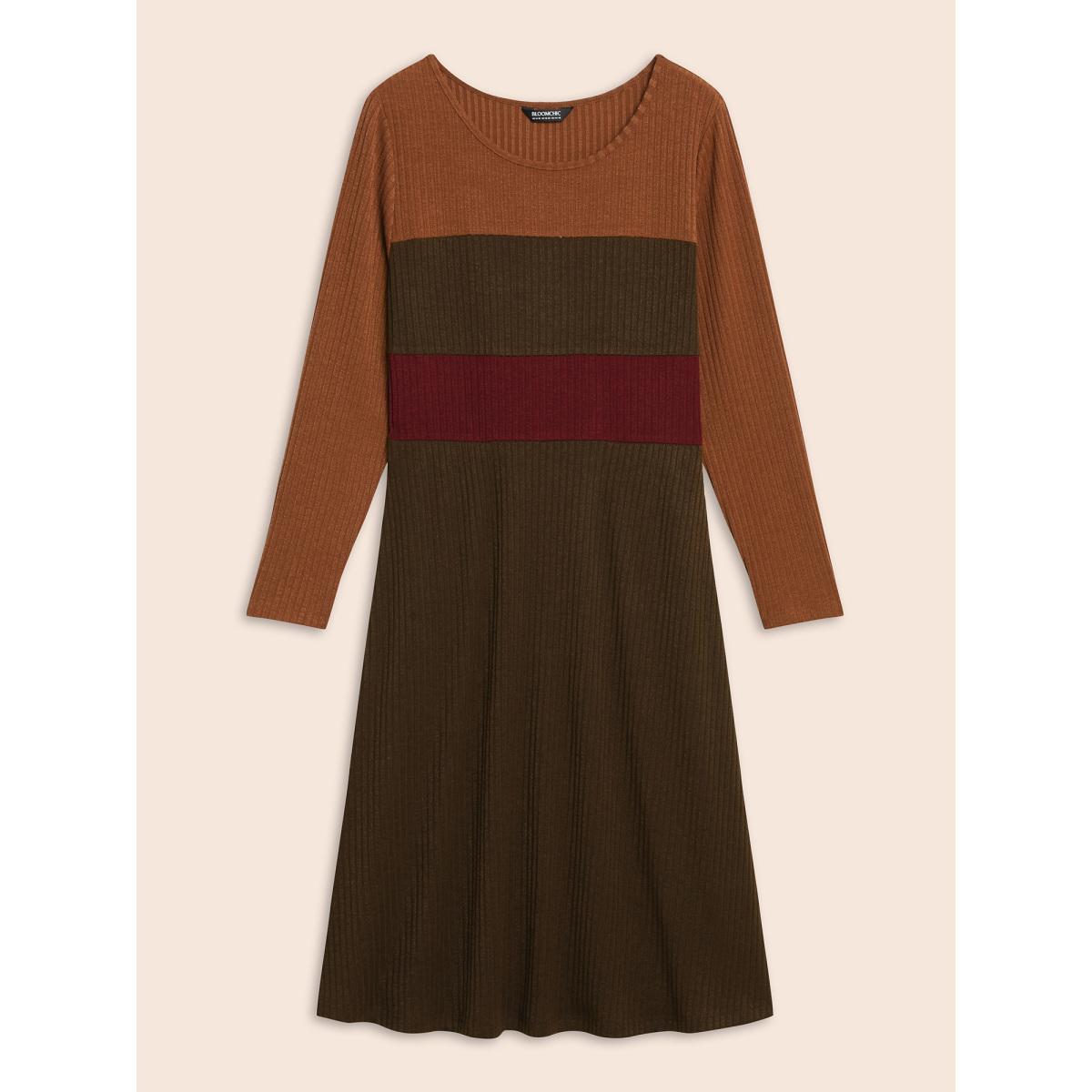 Plus Size Colorblock Contrast Textured Pocket Dress Browncoffeecolor Women Casual Texture Round Neck Long Sleeve Curvy BloomChic 18-20/2X Product Image