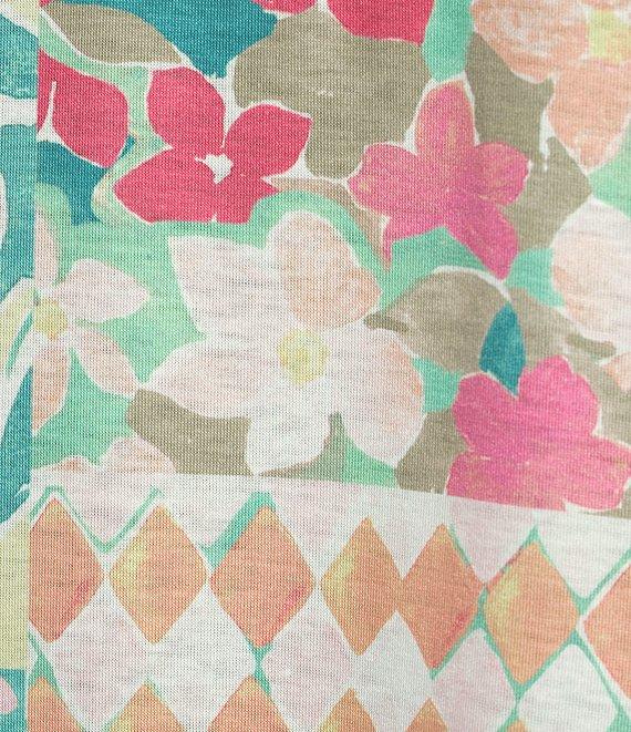 Allison Daley Petite Size Floral 3/4 Sleeve Keyhole Neck Asymmetric Hem Knit Top Product Image