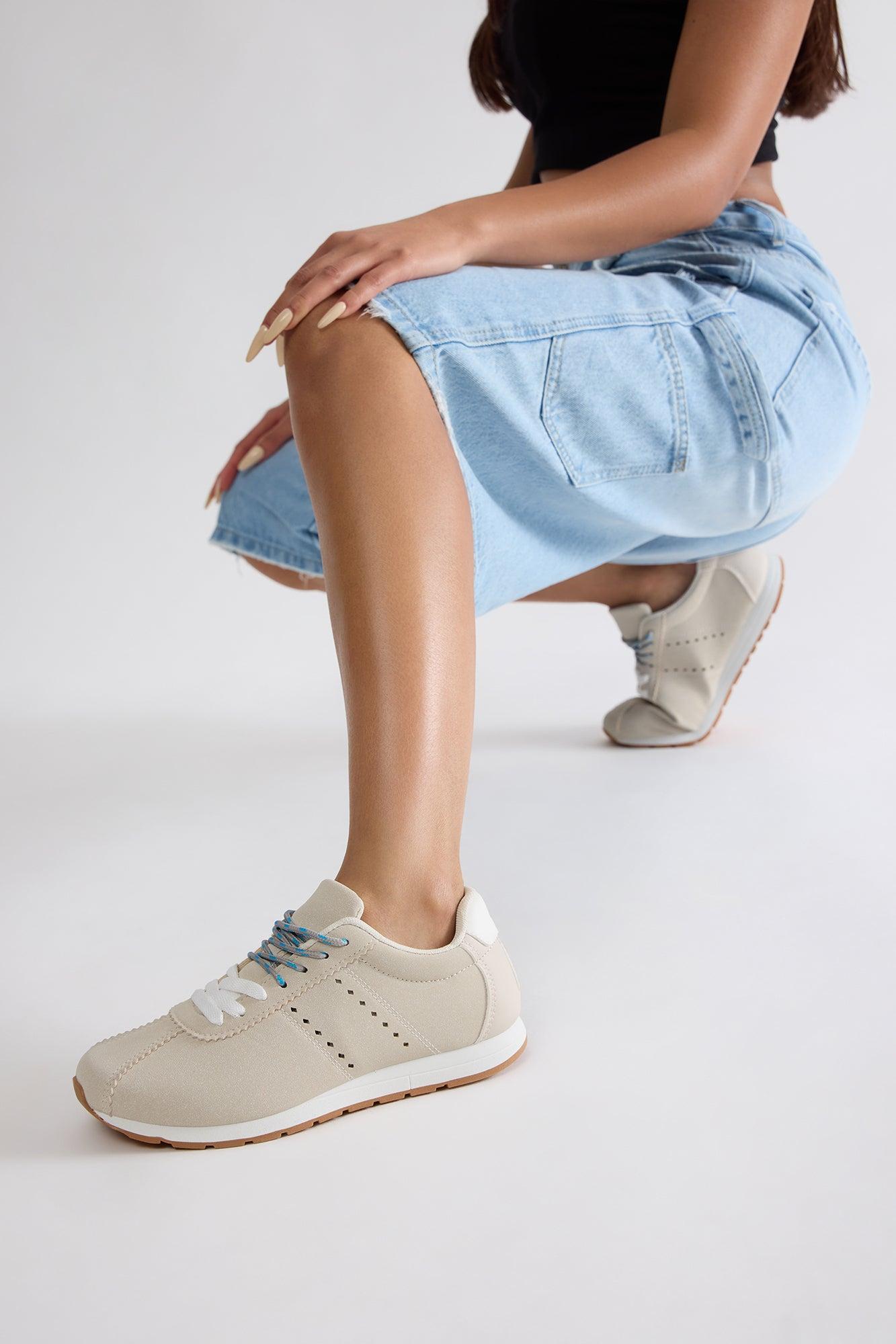 Brody Lace Up Sneakers - Grey Product Image
