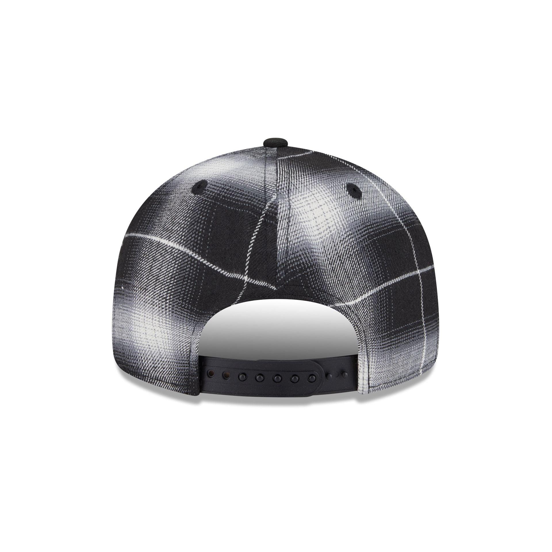 Boston Red Sox Black and White Plaid Retro Crown 9FIFTY Snapback Hat Male Product Image