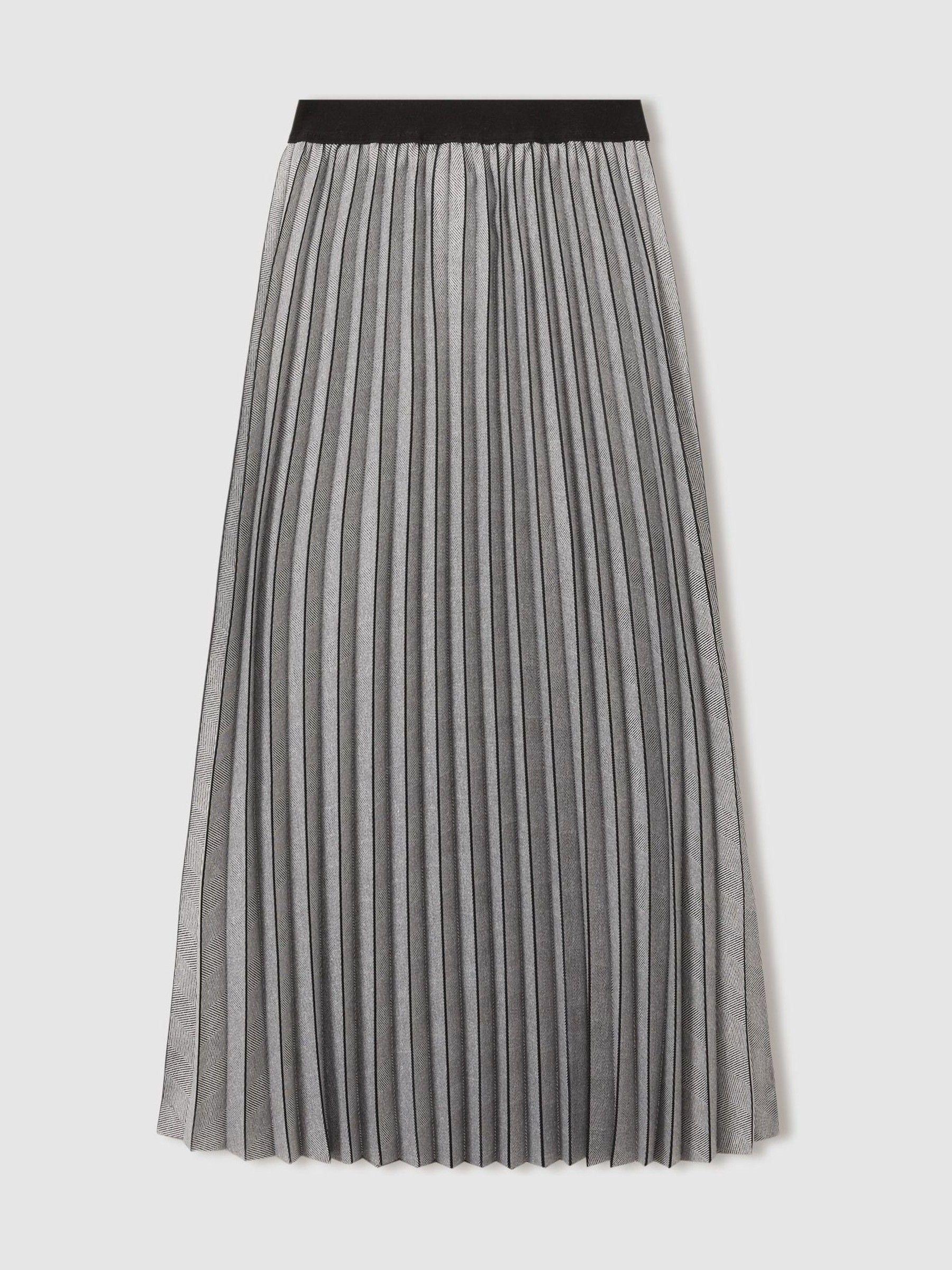 Checked Pleated Midi Skirt in Grey Product Image