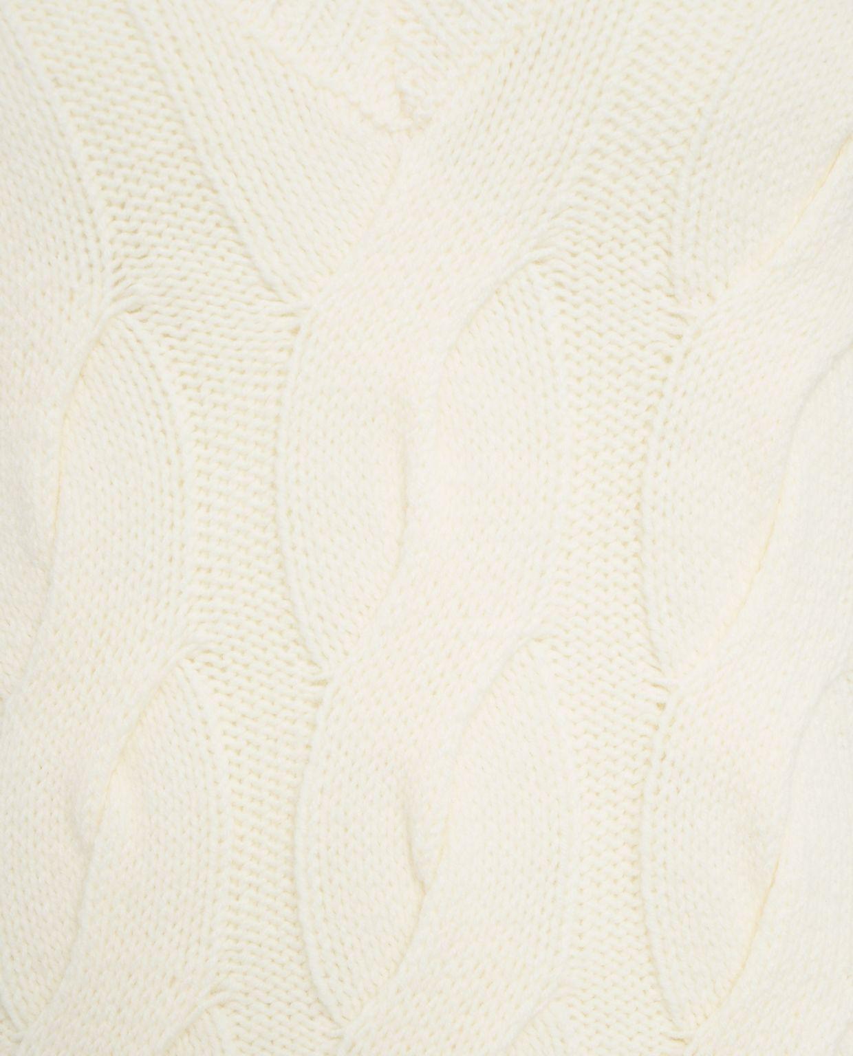 Sweater with cable knit pattern Product Image