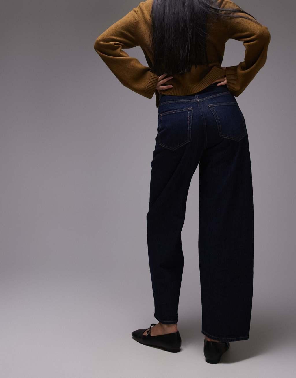 ARKET Amber barrel leg jeans in rinse wash blue Product Image