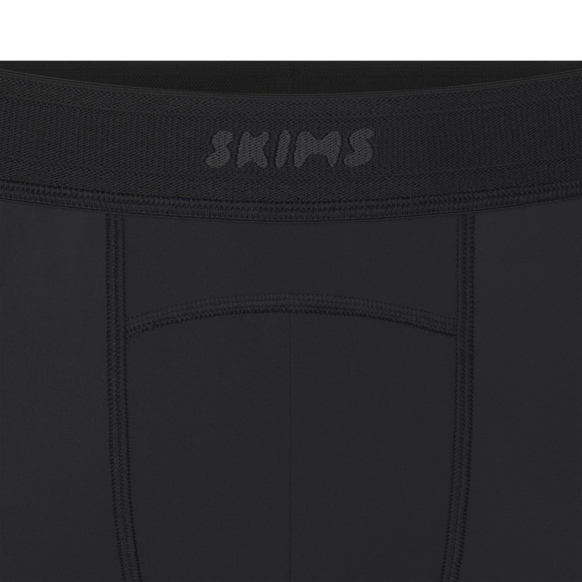 SKIMS FLEX MENS LEGGING | OBSIDIAN Product Image