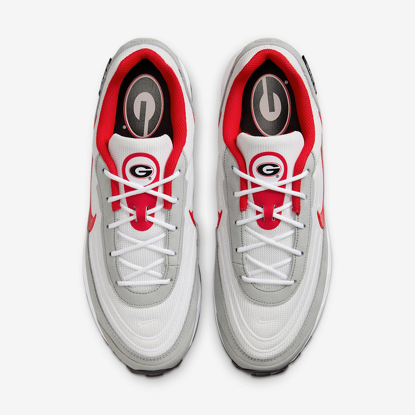 Chicago Bears Air Max Verse Nike Men's NFL Shoes Product Image