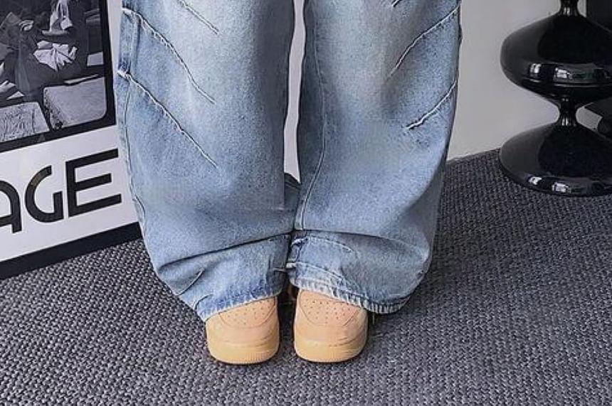 Low-Waist Wide-Leg Jeans Product Image