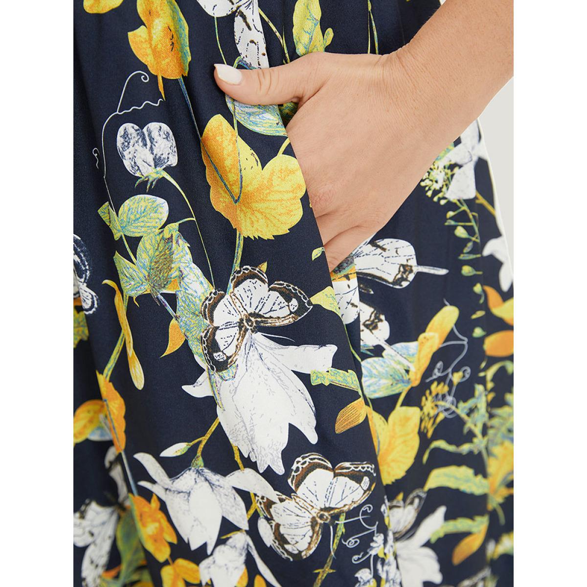 Plus Size Floral Print Pocket Sleeveless Ruffle Hem Dress DarkBlue Women Vacation Gathered Round Neck Sleeveless Curvy Midi Dress BloomChic 22-24/3X Product Image