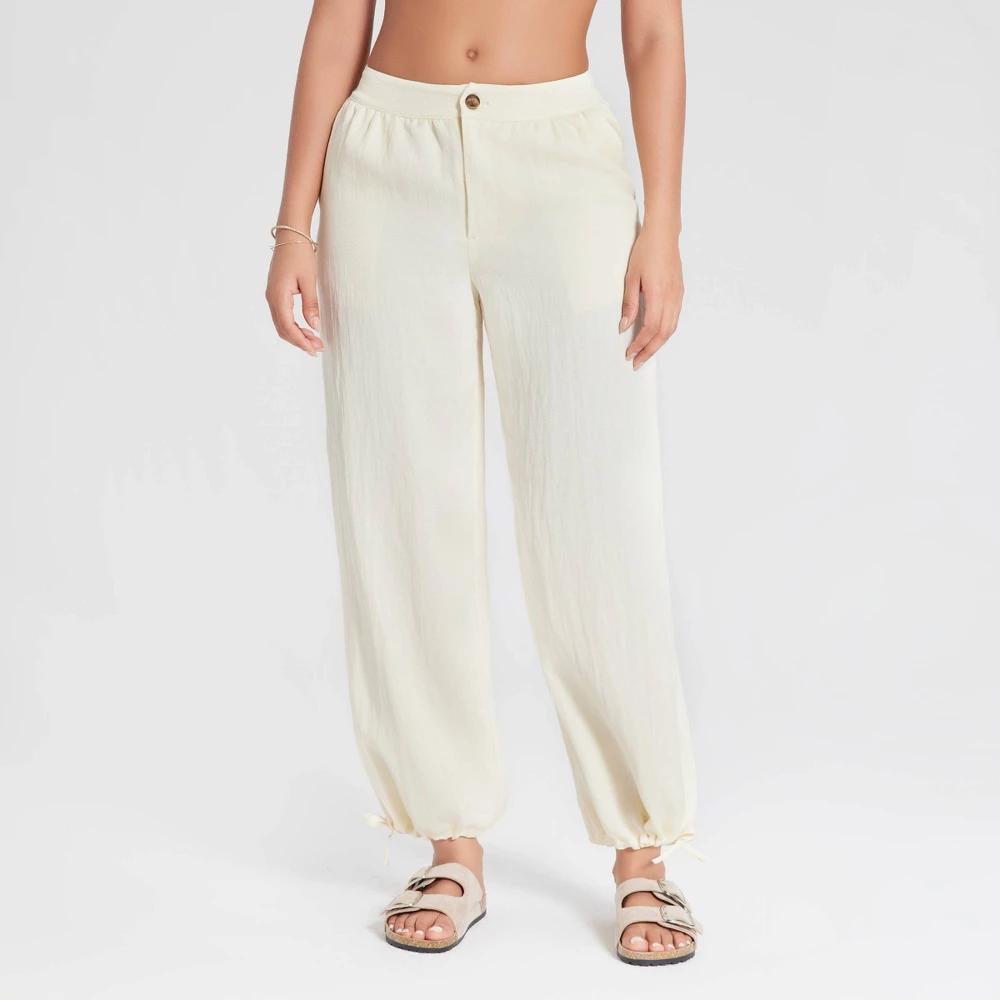 Women's Mid-Rise Balloon Leg Pull-On Pants - Universal Thread™ Cream L Product Image