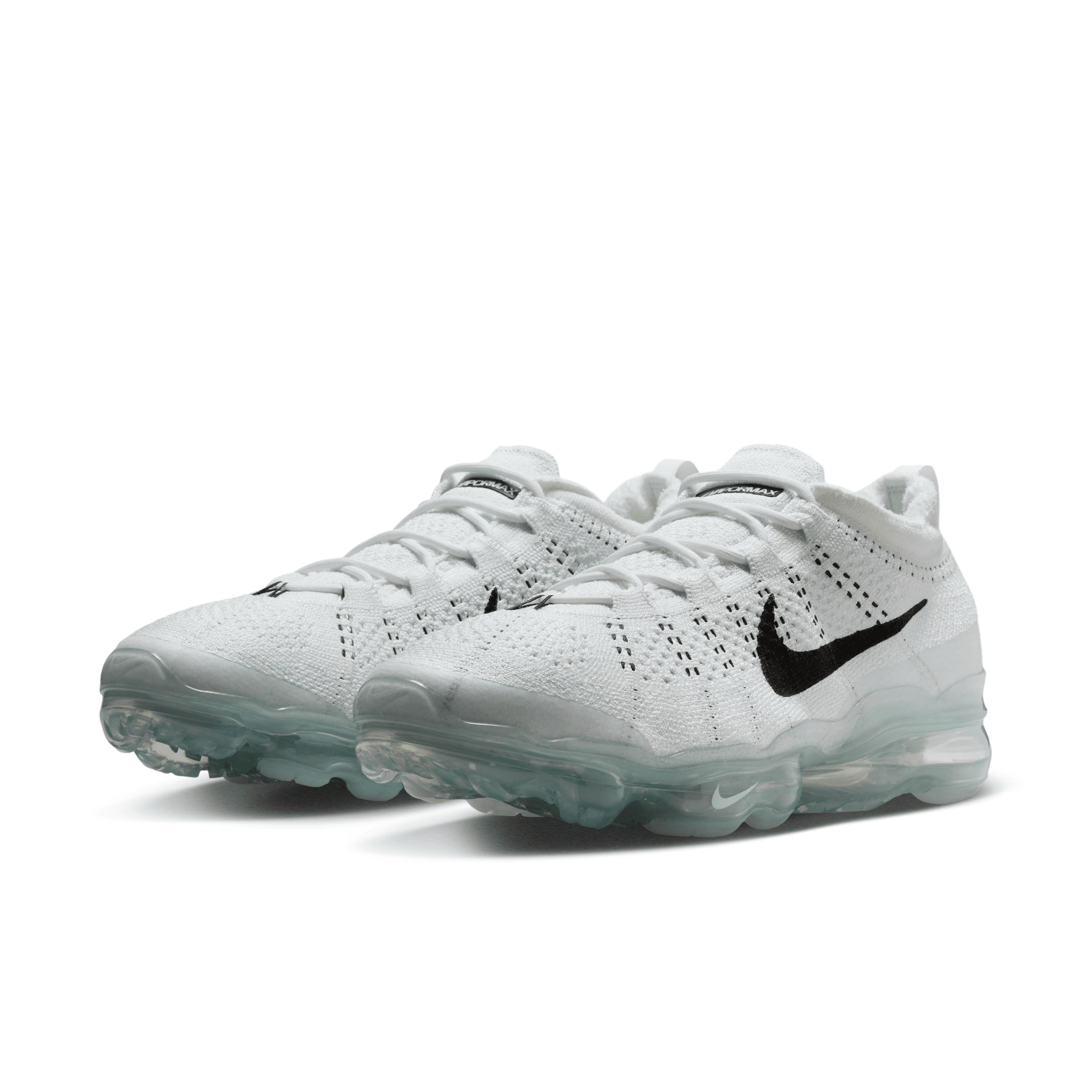 Mens Nike Air VaporMax 2023 Flyknit Running Shoes Product Image