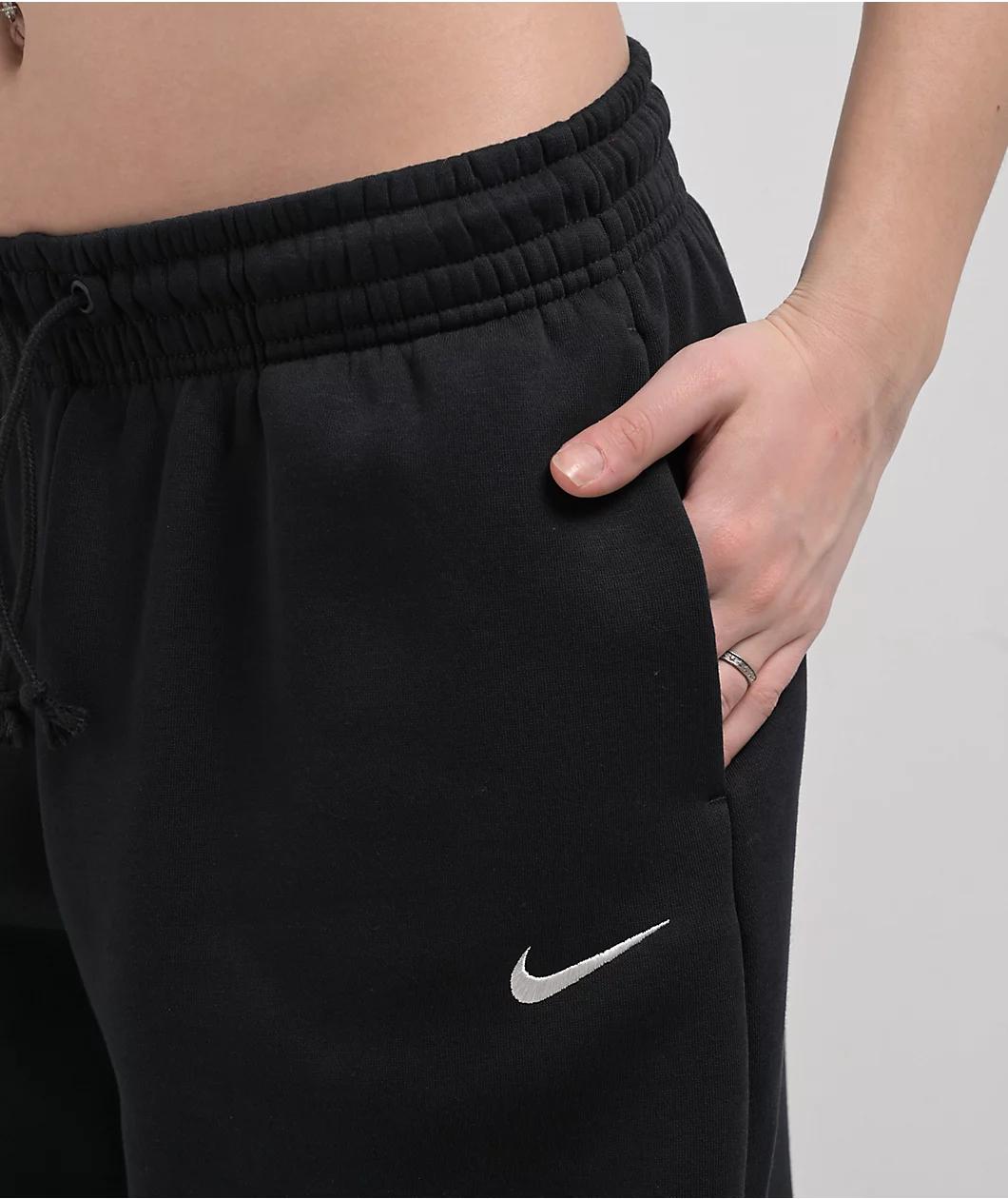 Nike Sportswear Phoenix Fleece Black Mid-Rise Oversized Tapered Sweatpants Product Image