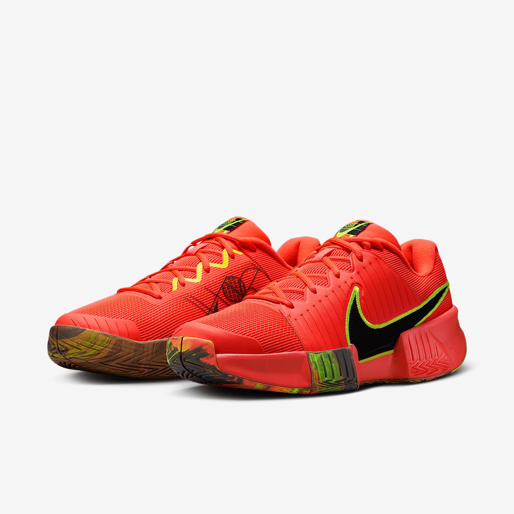 Nike Zoom Challenge Men's Pickleball Shoes Product Image