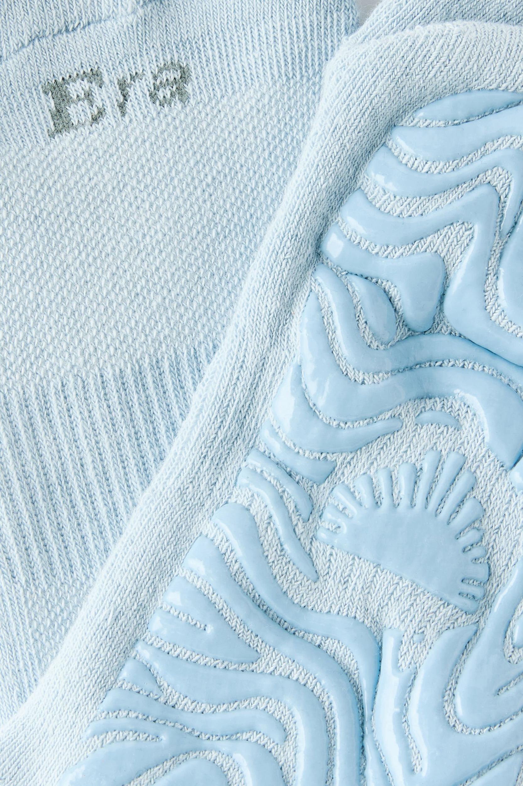 Performance Studio Sock Product Image