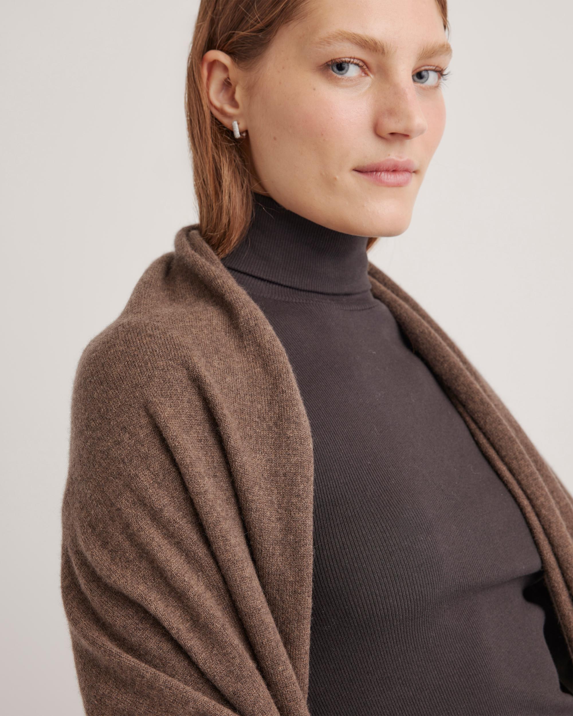 Quince | Women's Mongolian Cashmere Wrap Product Image