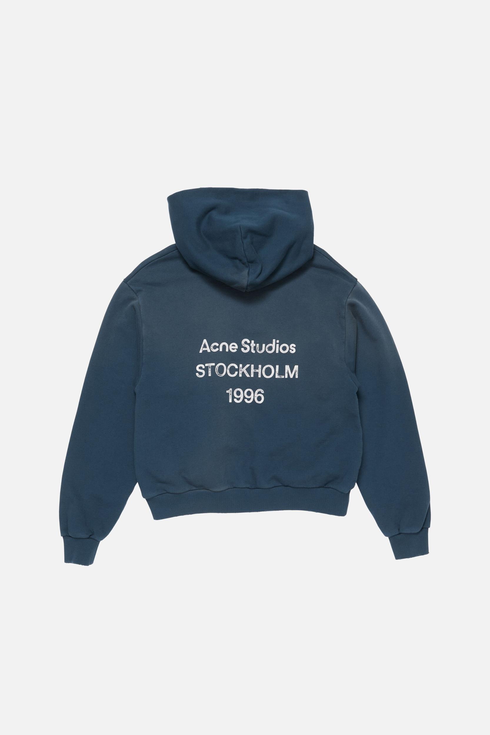 Logo hooded sweater Product Image