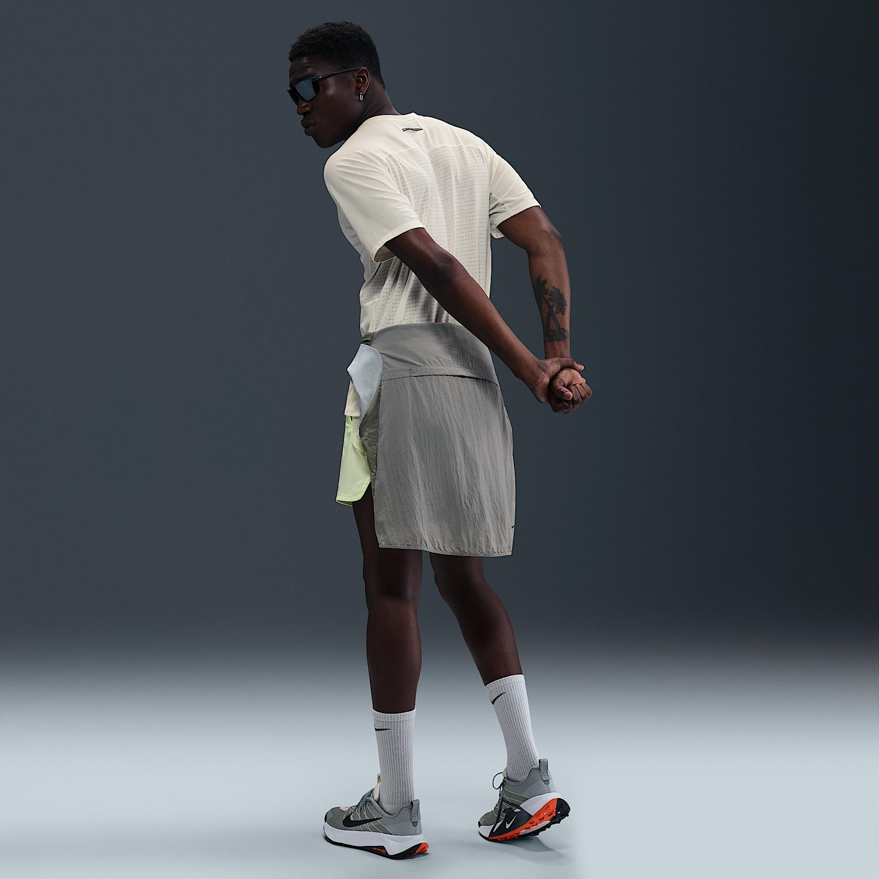 Nike Mens Solar Chase Dri-FIT ADV Short-Sleeve Running Top | HJ3580-133 Product Image