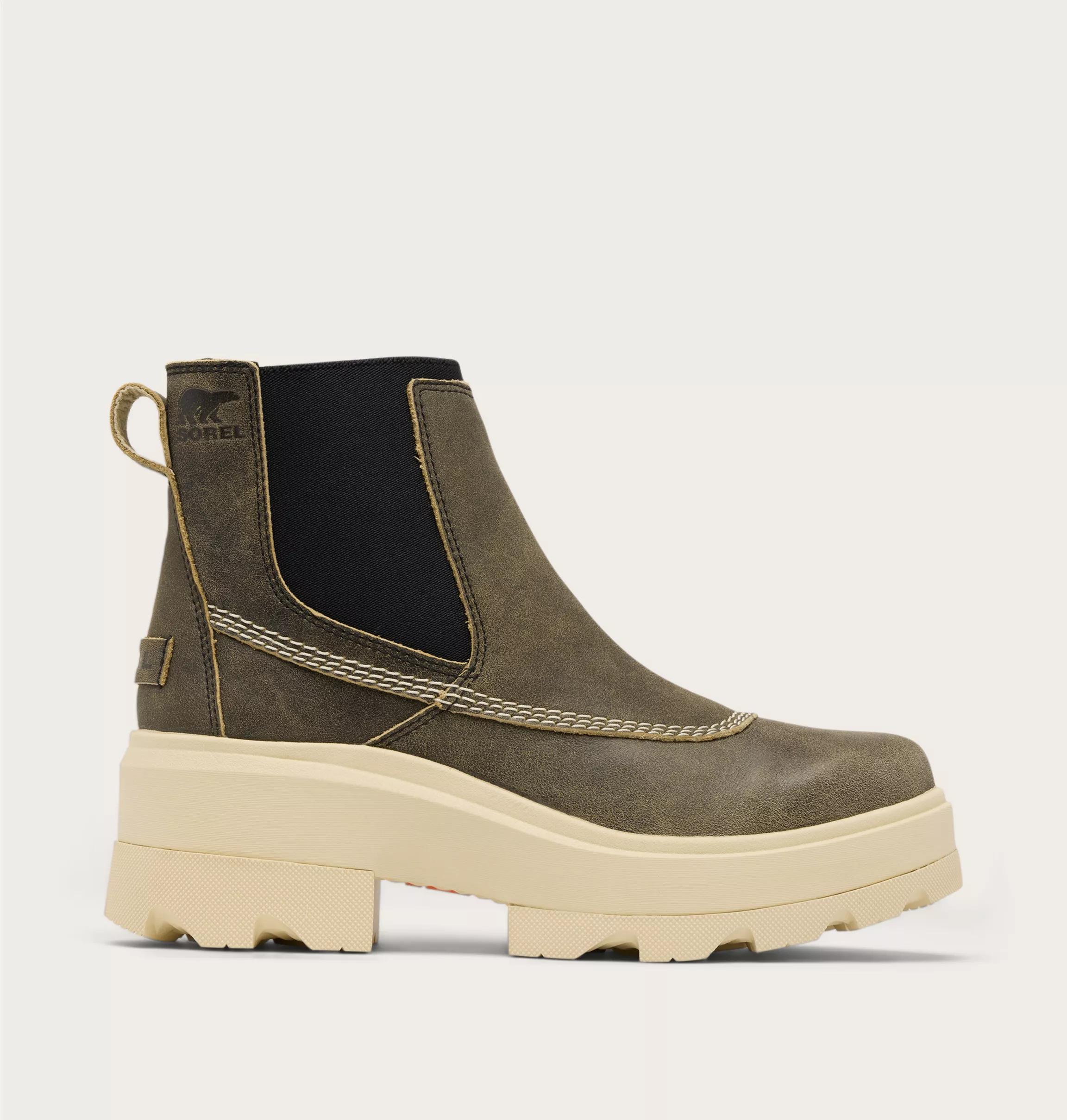 JOAN FRWD™ Women's Chelsea Boot Product Image