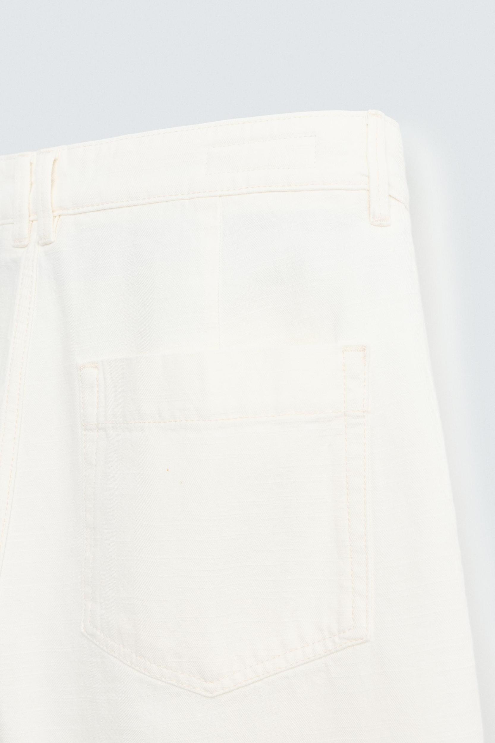 RELAXED FIT PLEATED BERMUDA SHORTS Product Image