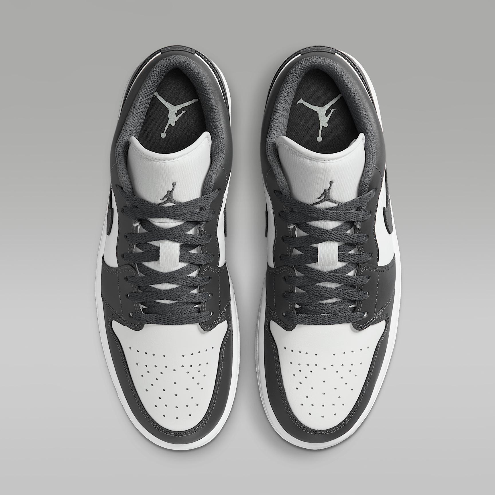 Air Jordan 1 Low Men's Shoes Product Image