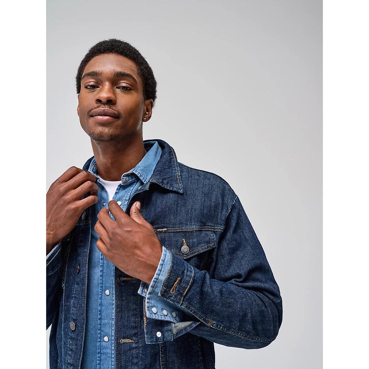 Men's Wrangler® Classic Denim Trucker Jacket in Dark Wash Product Image