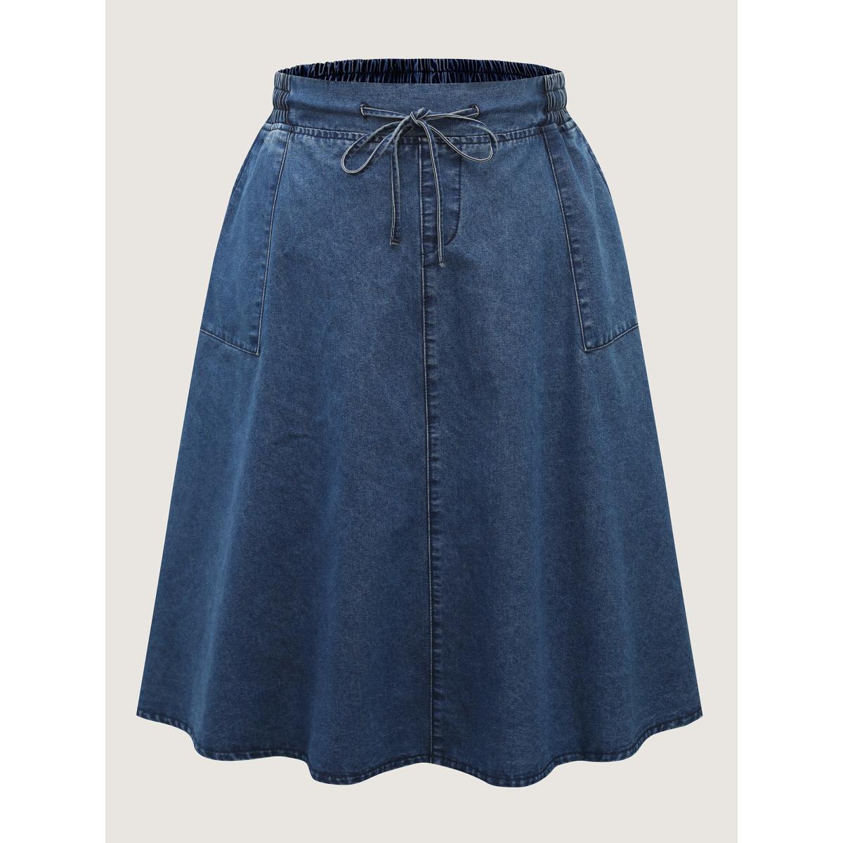 Plus Size Stretchy Waist Flared Pockets Denim Skirt Women Denimblue Everyday-Casual No stretch Medium Wash 26/4X Patch pocket Casual Denim Skirts BloomChic Product Image