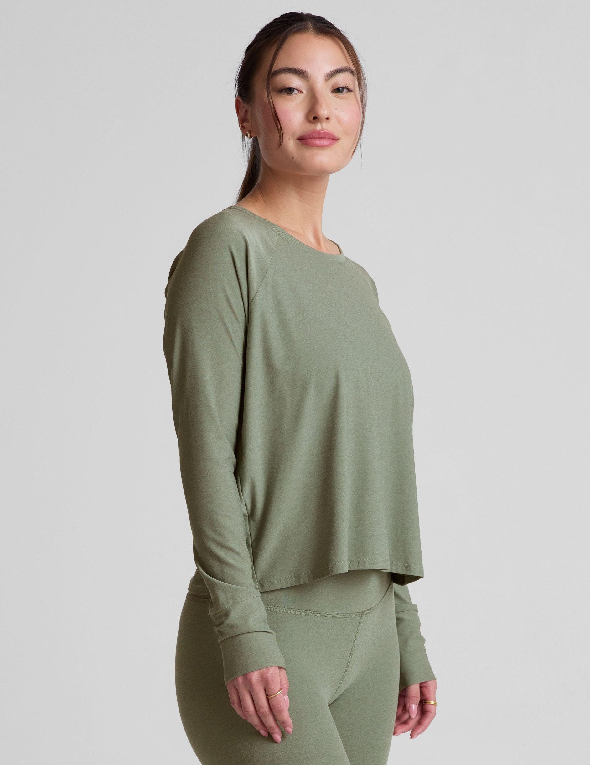 Featherweight Daydreamer Pullover Product Image