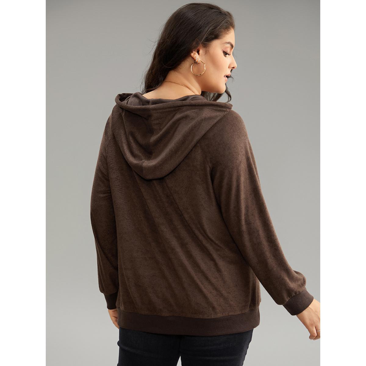 Plus Size Stitch Tassels Drawstring Hooded Sweatshirt Women DarkBrown Casual Elastic cuffs Hooded Dailywear Sweatshirts BloomChic 26/4X Product Image