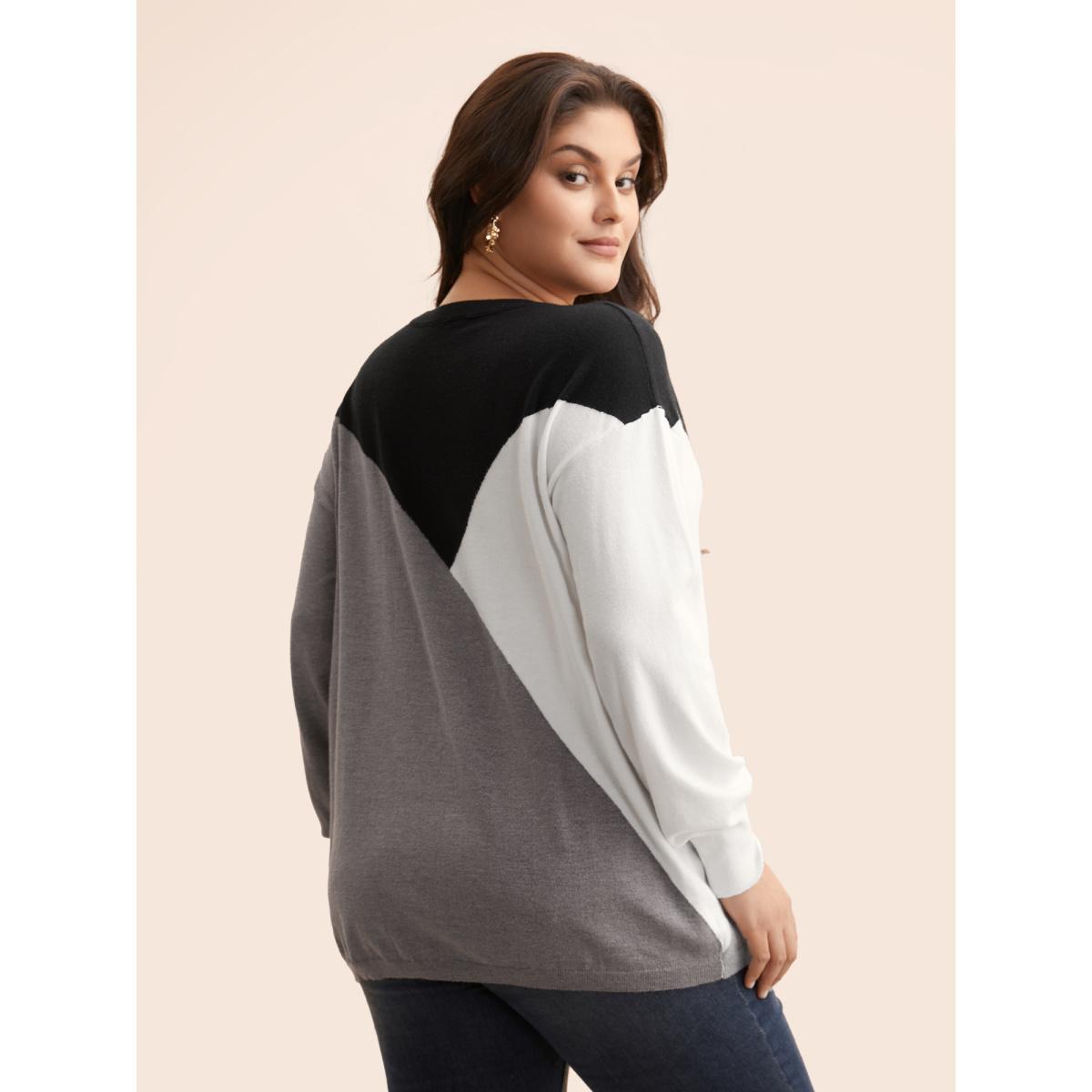 Plus Size Supersoft Essentials Colorblock Contrast Pullover Mediumgray Women Casual Long Sleeve Round Neck Everyday Pullovers BloomChic 26/4X Product Image