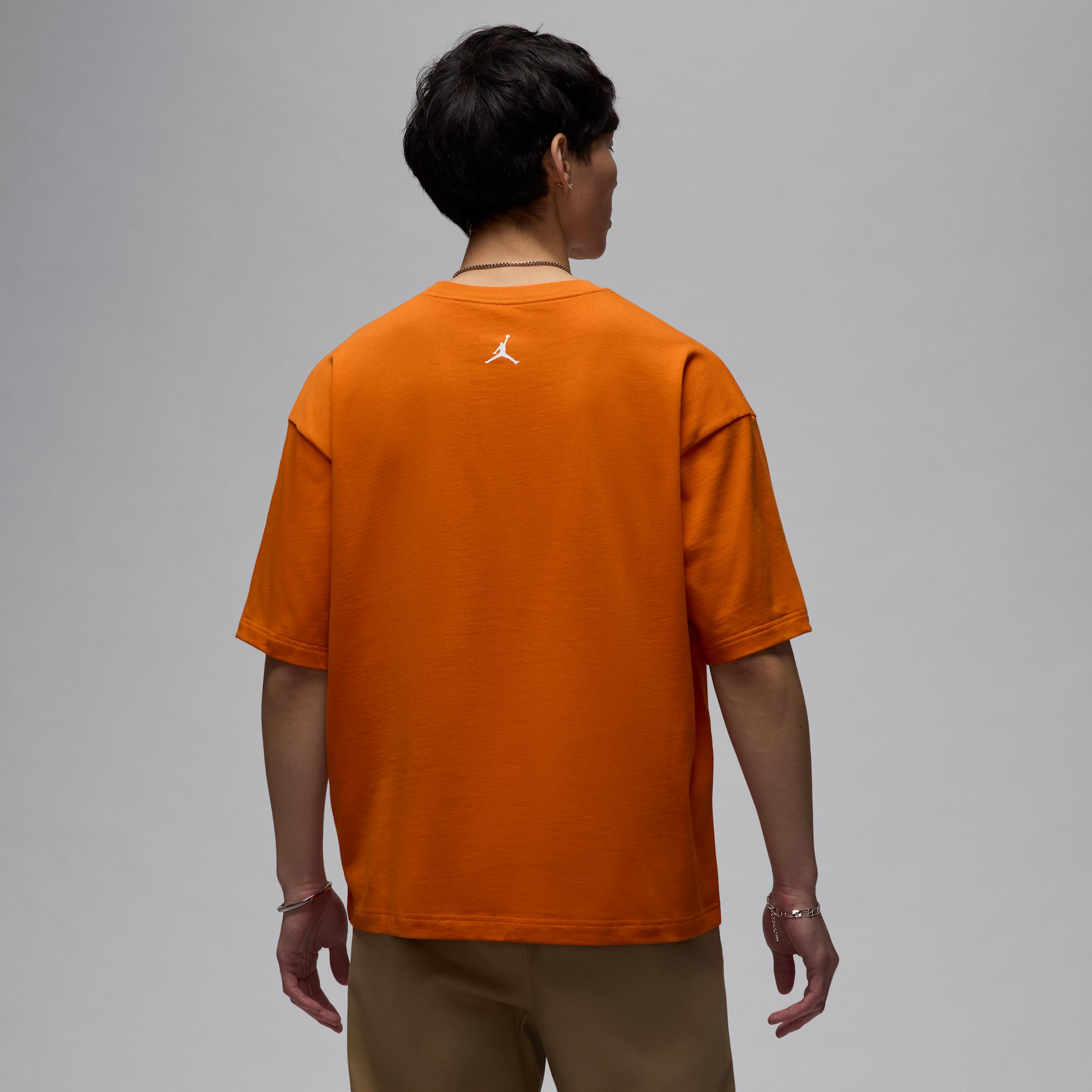 Mens Jordan Flight Essentials T-Shirt | HQ8935-805 Product Image