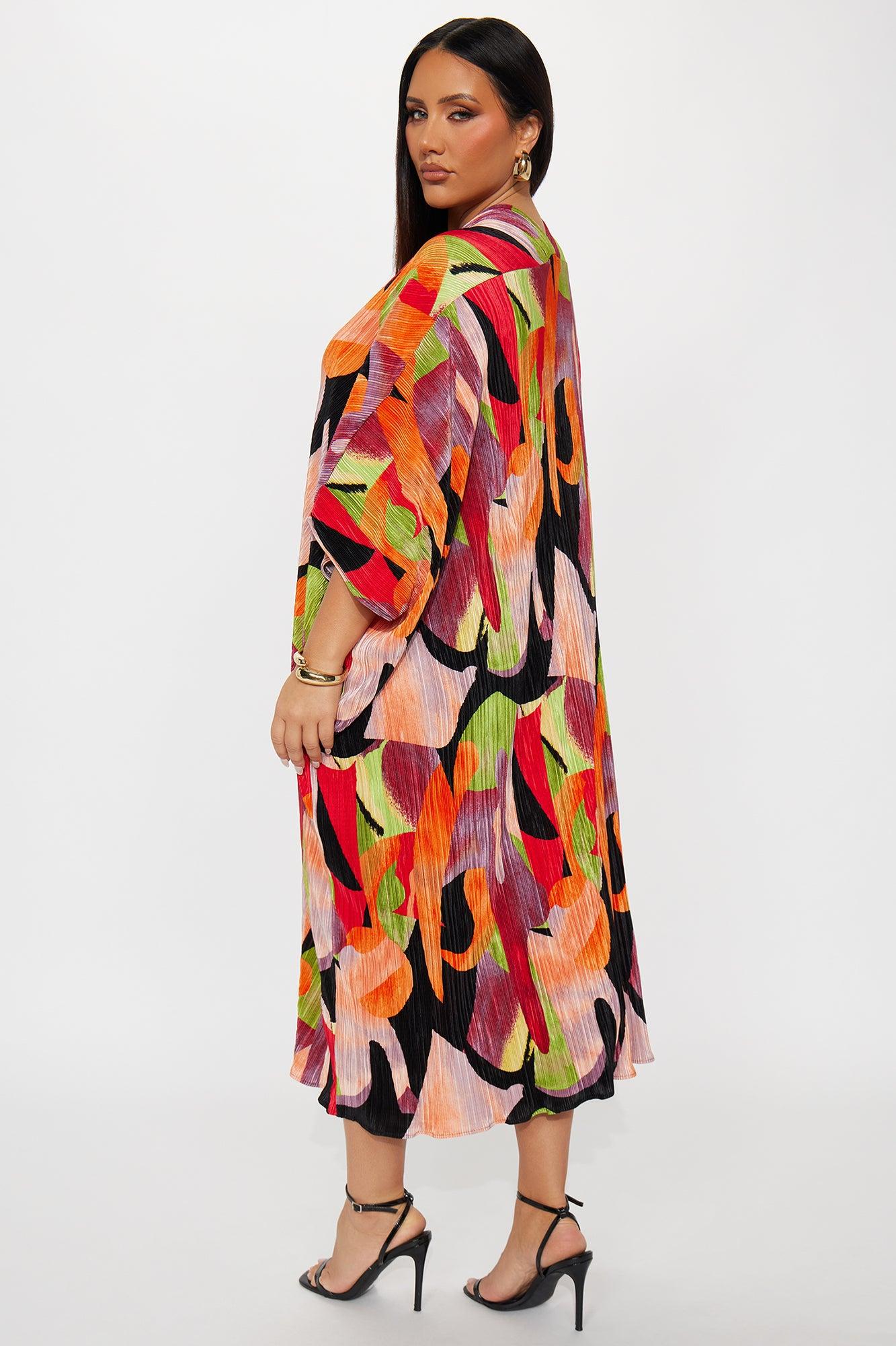 Isa Plisse Printed Maxi Dress - Green/combo Female Product Image