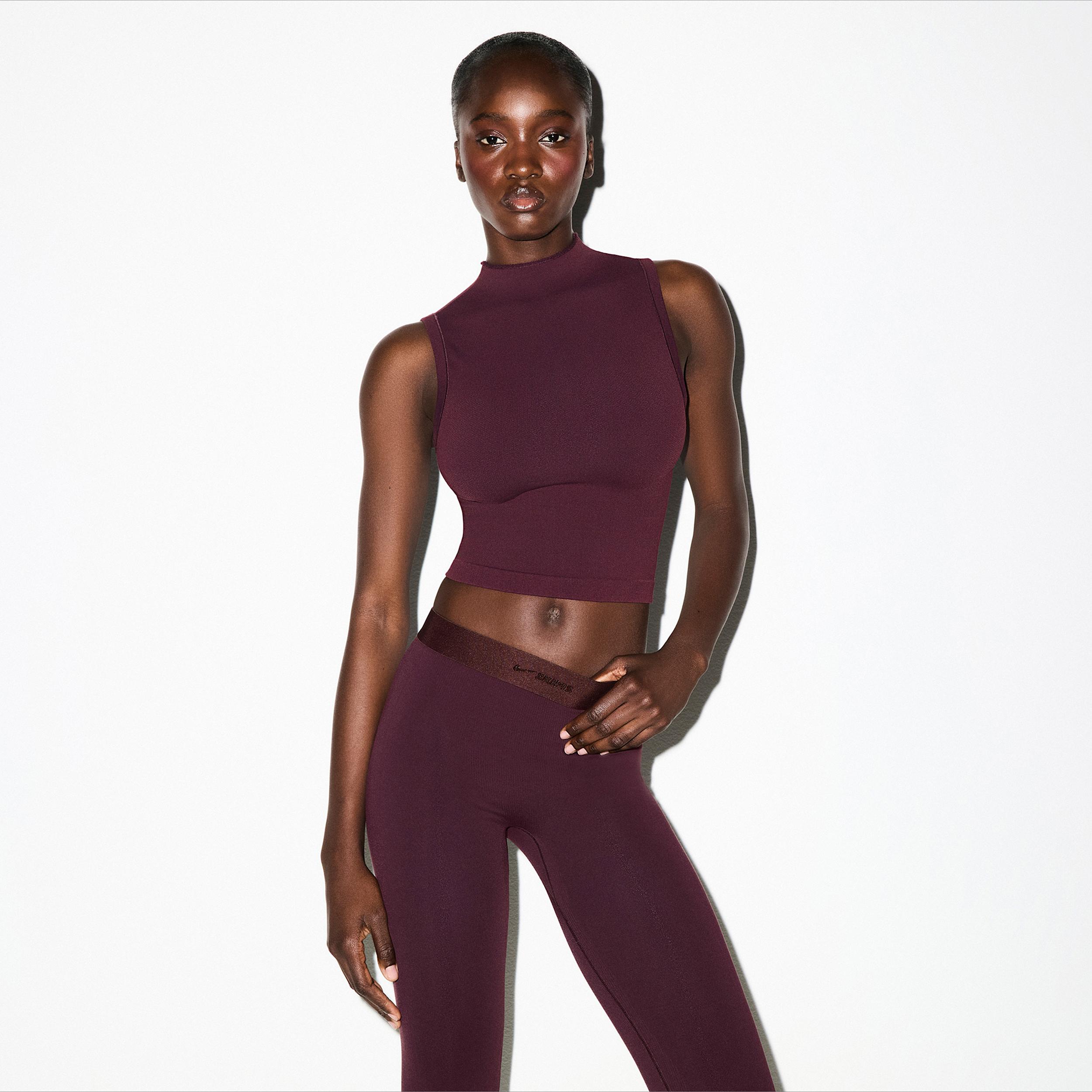 Nike Womens SKIMS Vintage Seamless Mock-Neck Long-Line Bra | TPTNK2954-CUR Product Image