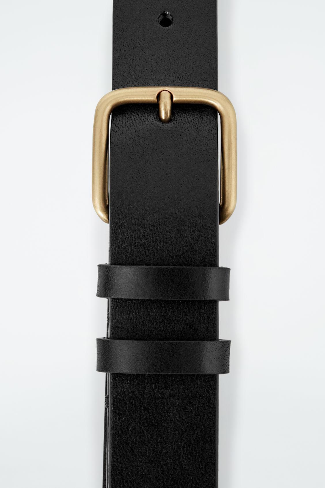 CLASSIC LEATHER BELT Product Image