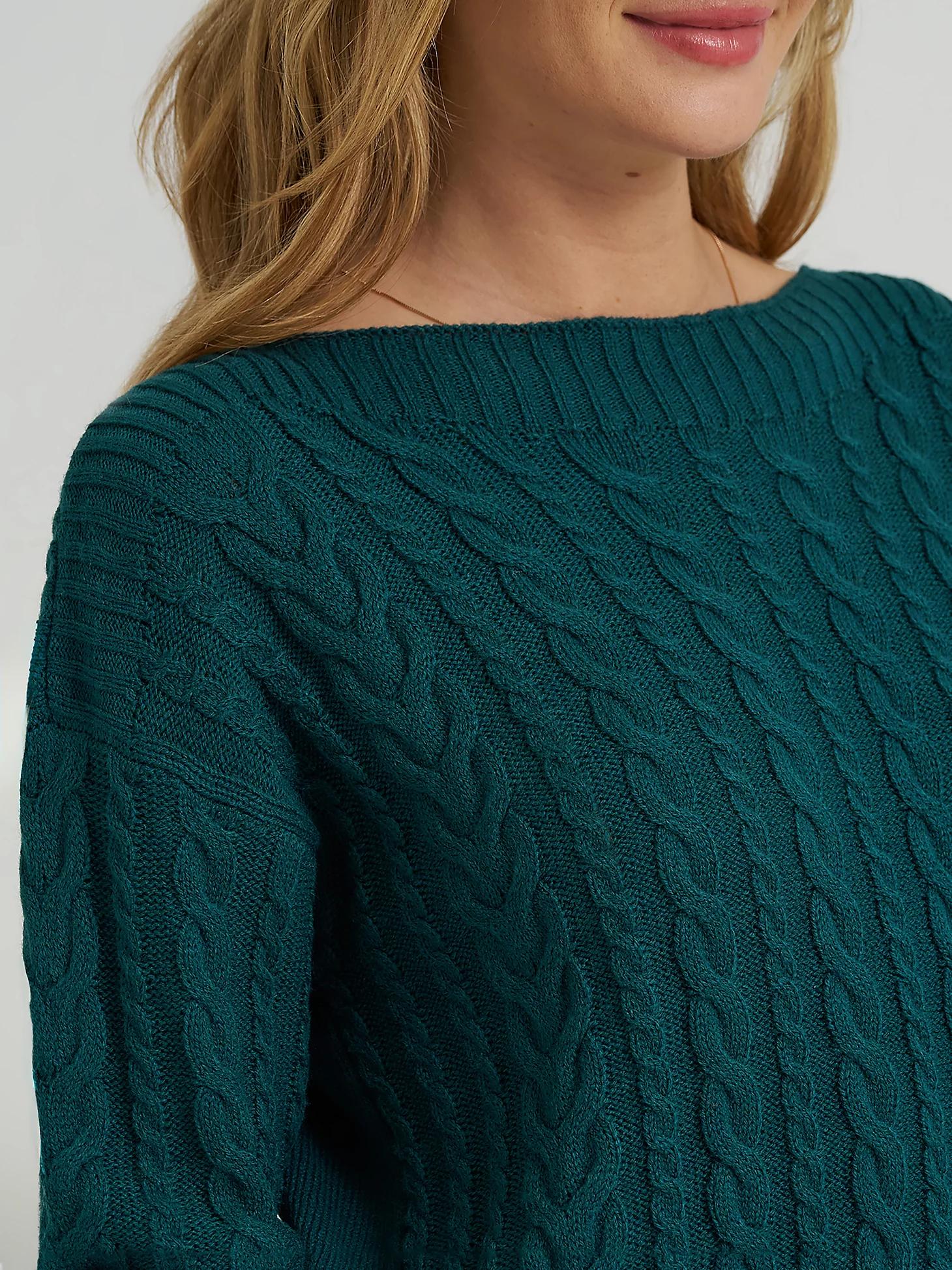 Women's Curved Hem Cable Knit Sweater | Women's Tops & Tees | Lee® Product Image