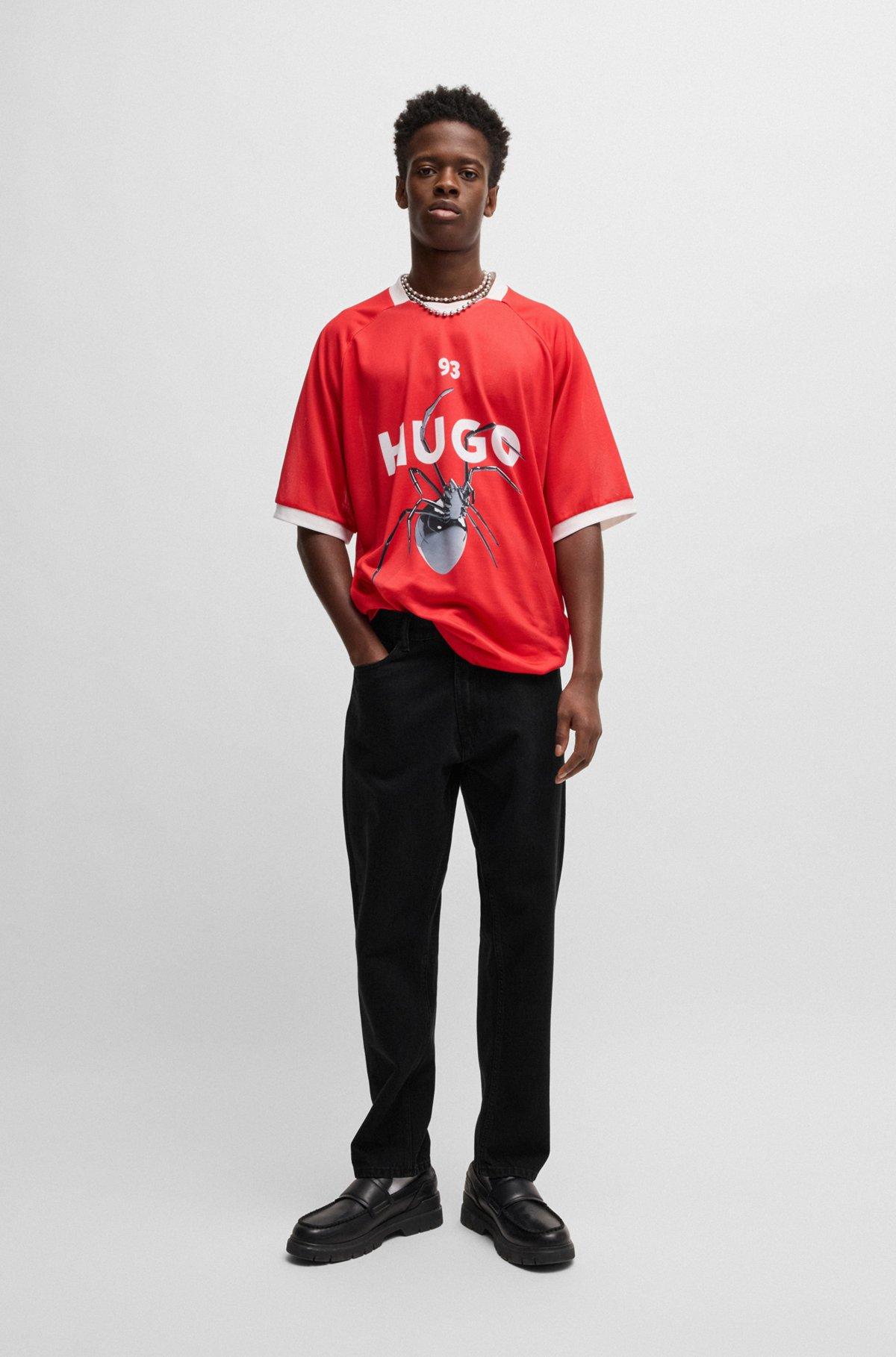 Relaxed tapered-fit jeans in black denim Product Image