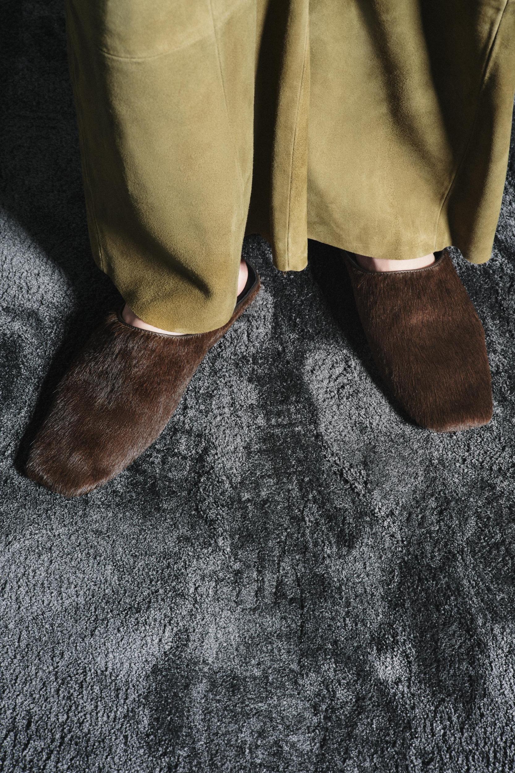 LIMITED EDITION LEATHER MULE SHOES Product Image