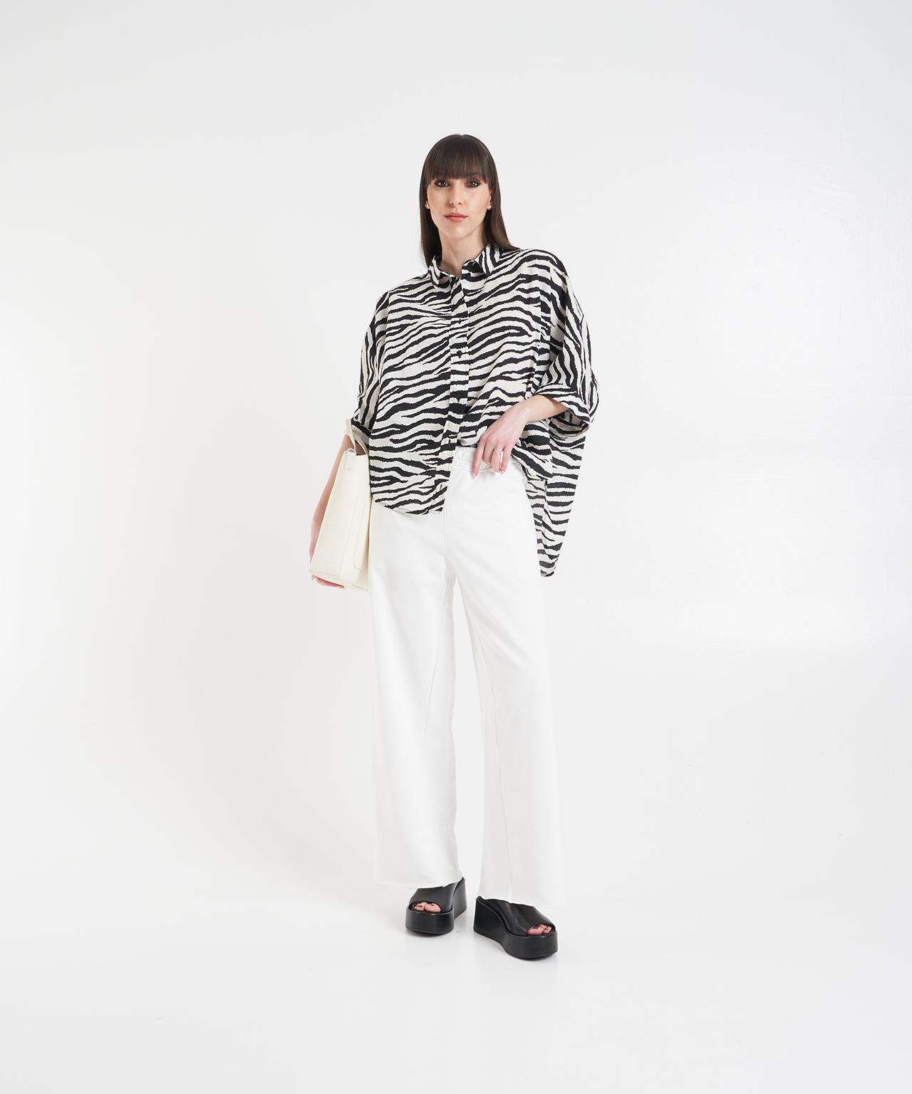 Oversize animal print blouse Product Image