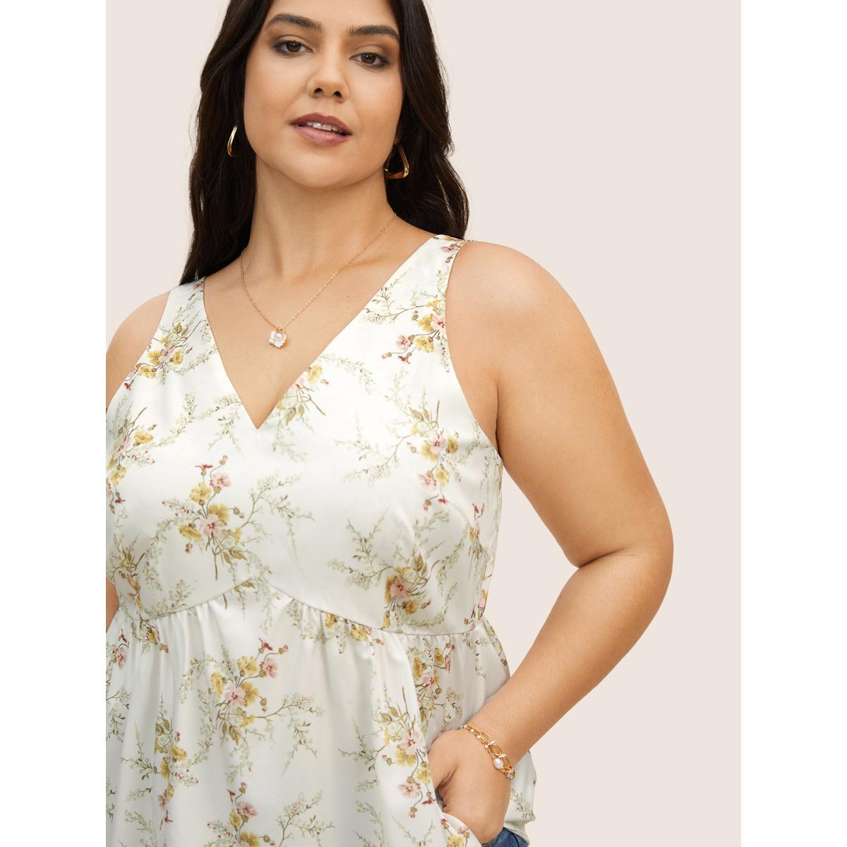 Plus Size V Neck Floral Print Adjustable Straps Cami Top Women Originalwhite Elegant Contrast V-neck Everyday Tank Tops Camis BloomChic 30/6X Product Image