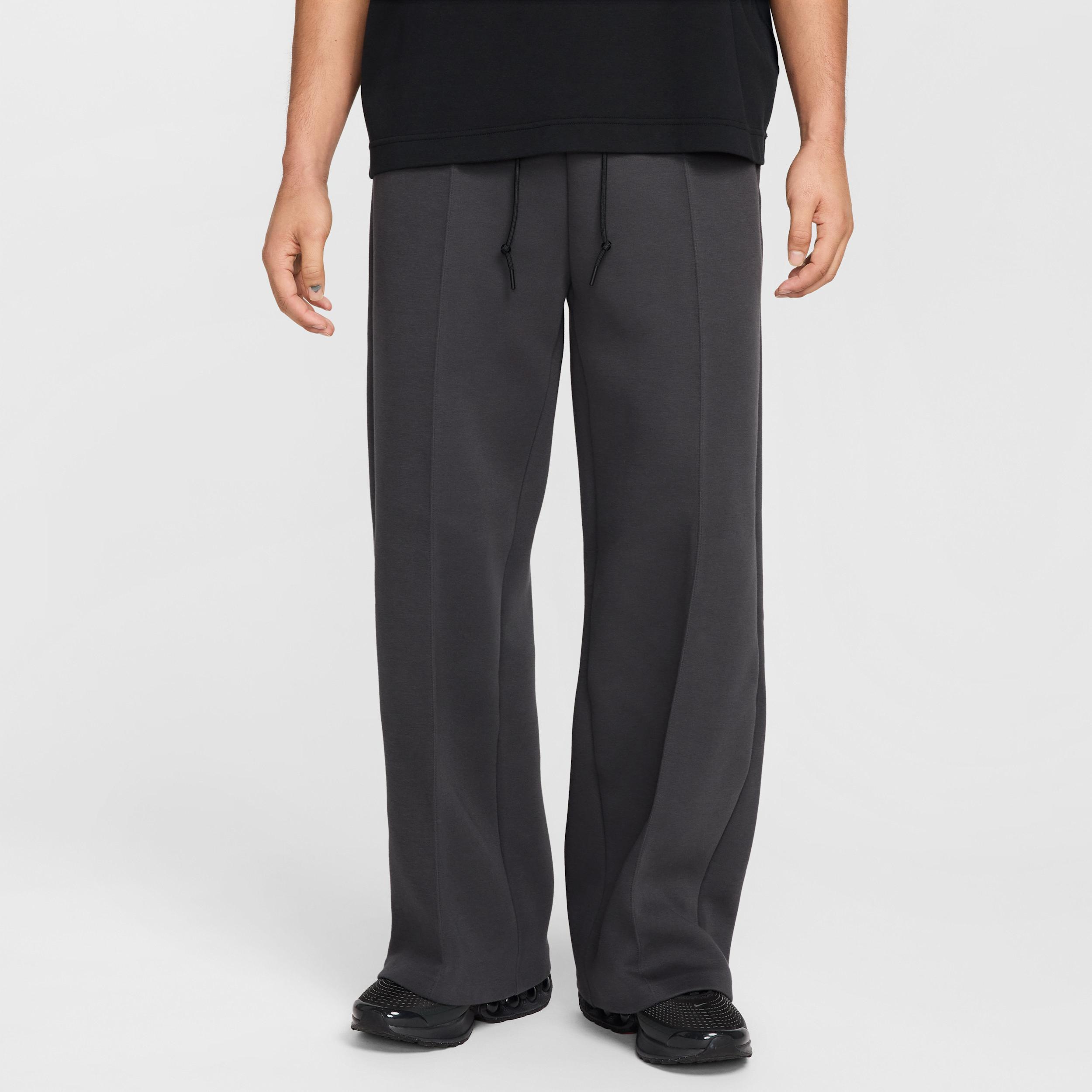 Nike Men's Tech Wide-Leg Fleece Pants Product Image