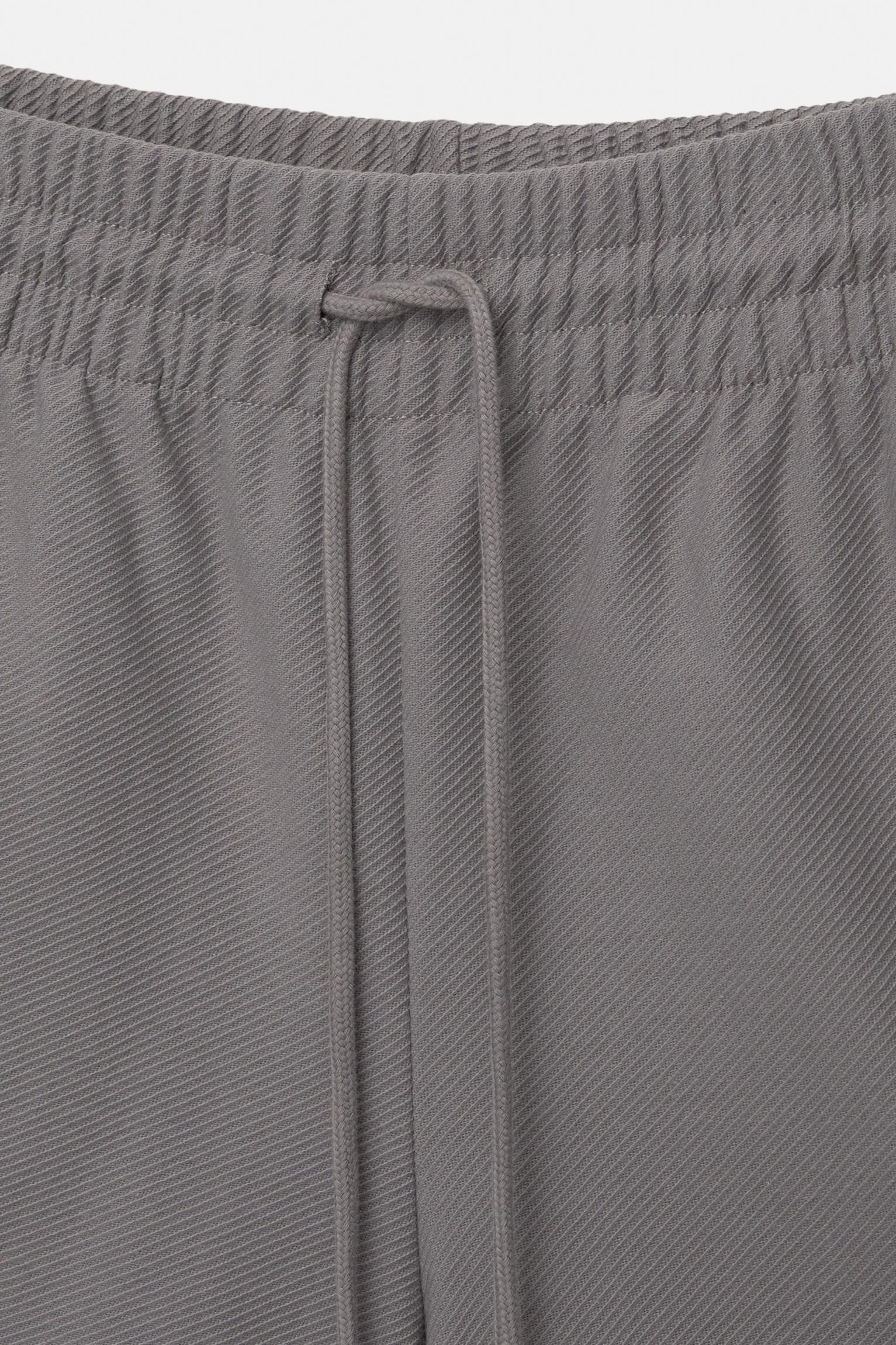 Diagonal textured Bermuda short sweatpants Product Image