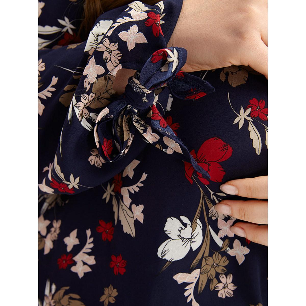 Plus Size Indigo Floral V Neck Wrap Twist Sleeve Blouse Women Elegant Long Sleeve V-neck Dailywear Blouses BloomChic 26/4X Product Image
