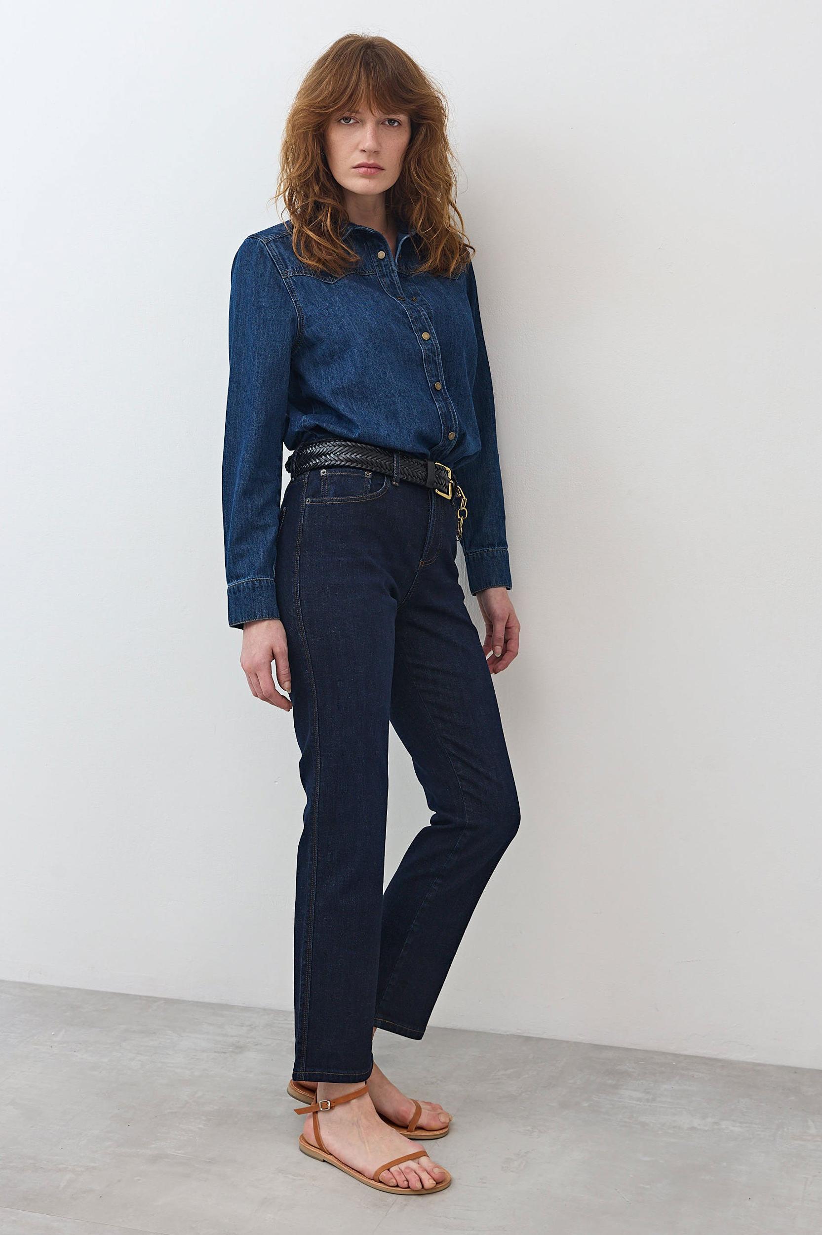 The Petite Crop Mid-Rise Straight Jeans Product Image