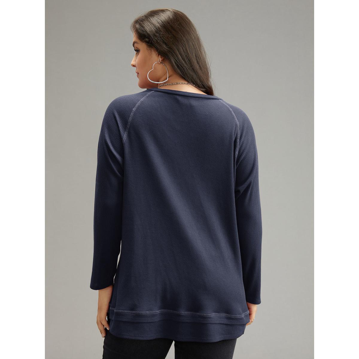 Plus Size Plain Textured Stitch Raglan Sleeve Sweatshirt Women DarkBlue Casual Plain V-neck Everyday Sweatshirts BloomChic 12/L Product Image