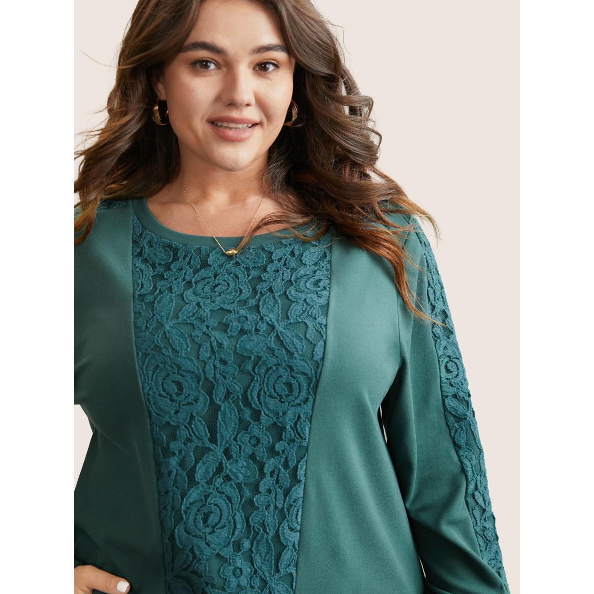 Plus Size Solid Lace Patchwork Crew Neck Sweatshirt Women Cyan Elegant Plain Round Neck Dailywear Sweatshirts BloomChic 22-24/3X Product Image