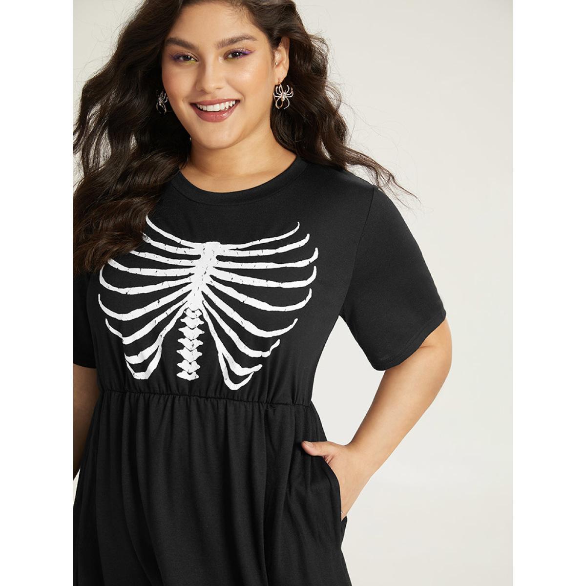 Plus Size Halloween Skull Print Pocket Elastic Waist Dress Black Women Casual Gathered Curvy Midi Dress BloomChic 26/4X Product Image