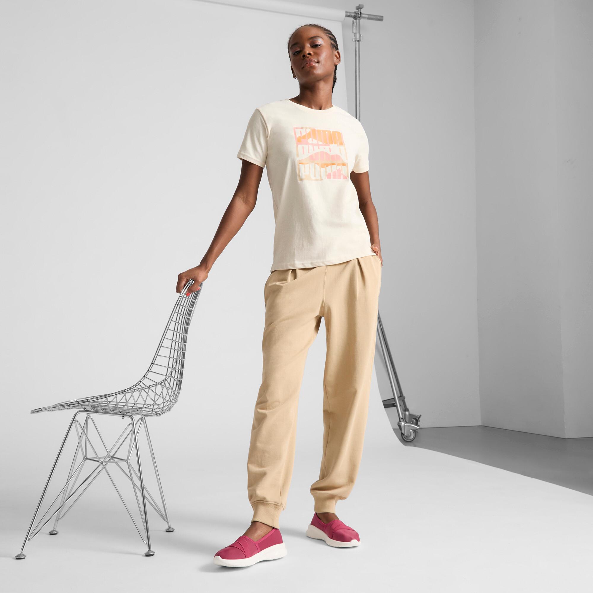 GRAPHICS Mountain Women's Tee Product Image