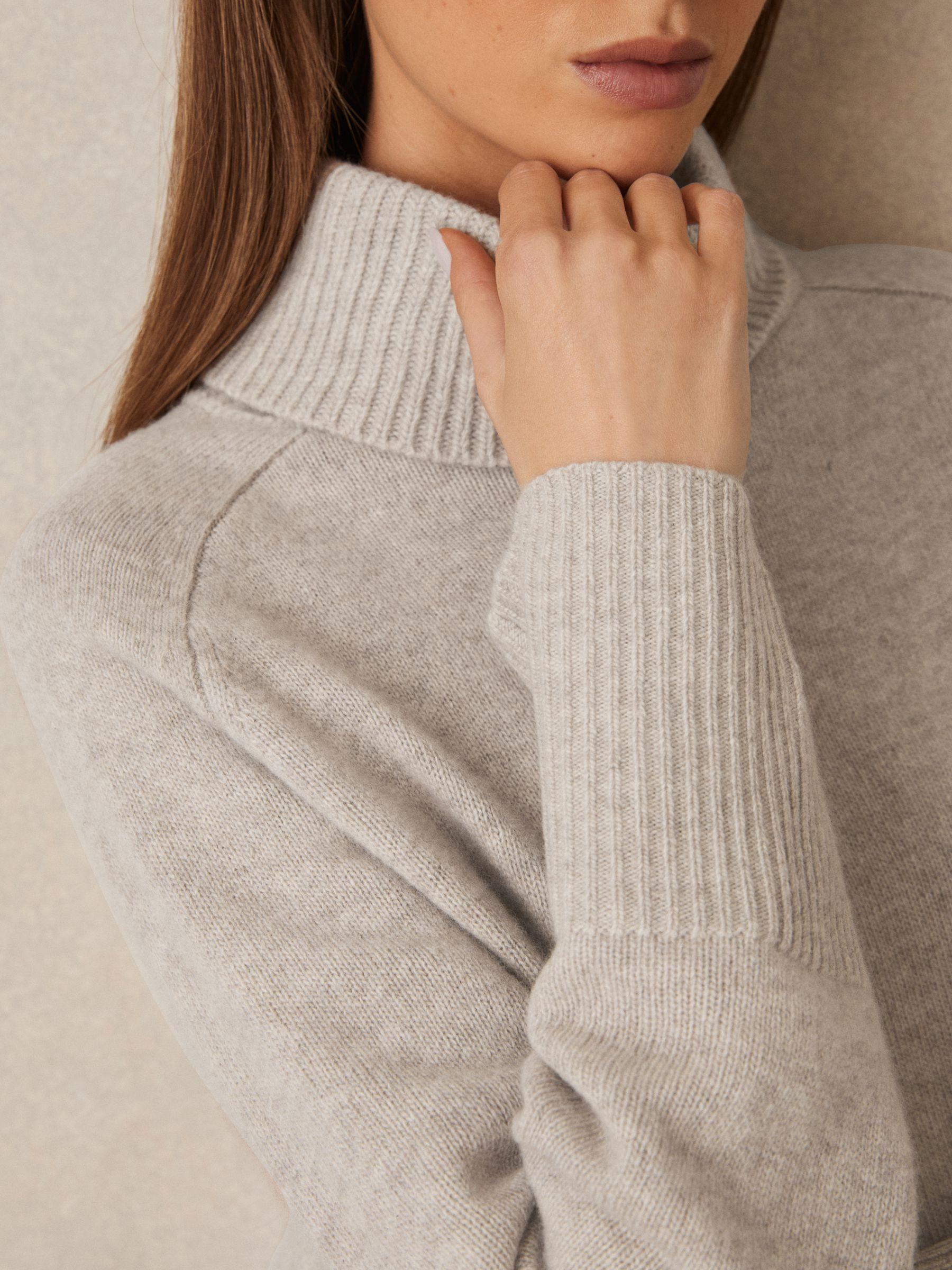 Wool-Cashmere Roll-Neck Jumper in Oatmeal Product Image