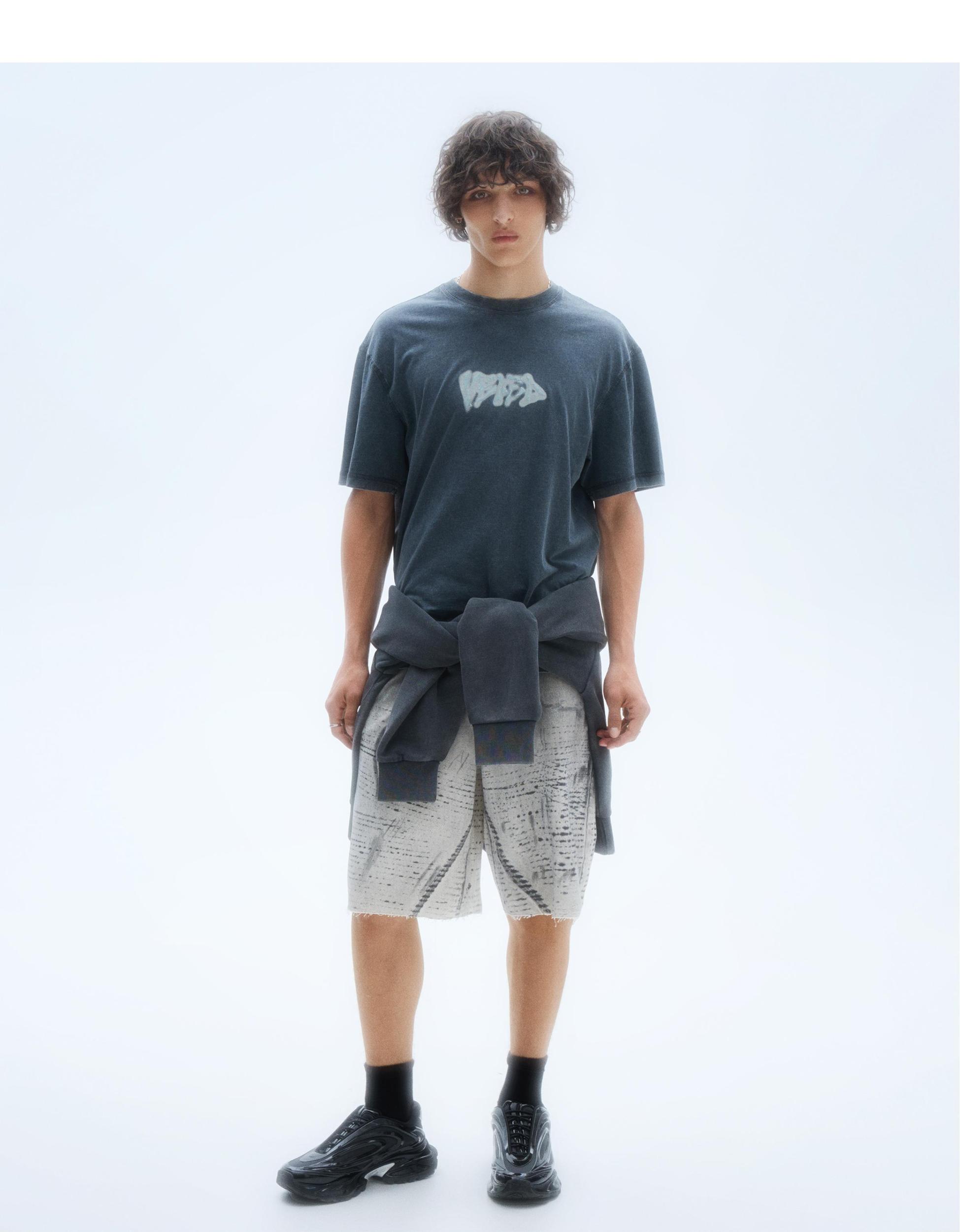 Skater Bermuda shorts Product Image