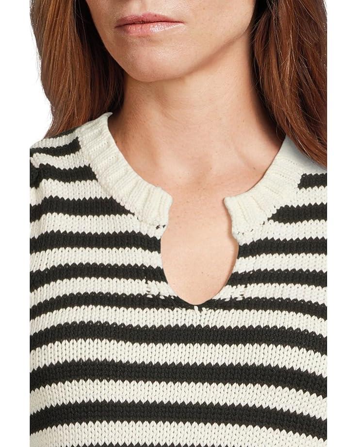 Linda V-neck Pullover Product Image