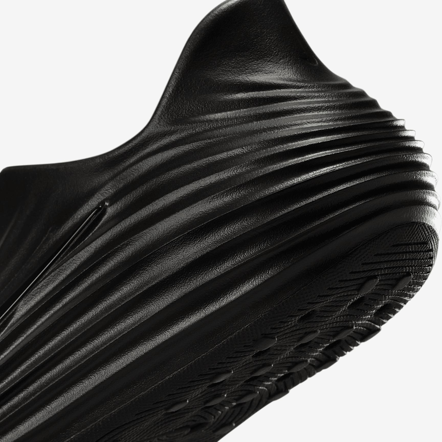 Nike Womens ReactX Rejuven8 Shoes | HV5062-001 Product Image