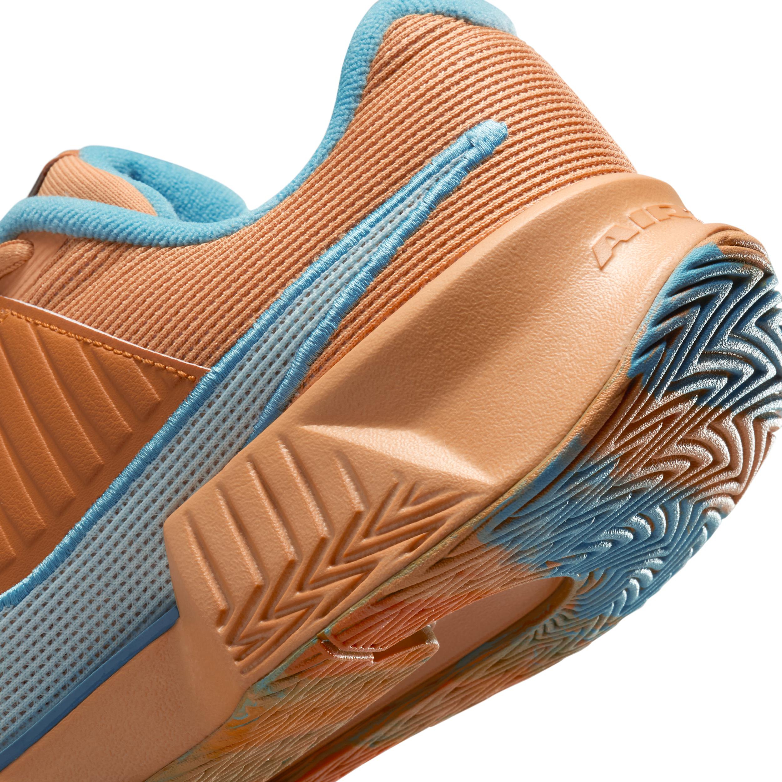 Nike Women's Zoom Challenge Pickleball Shoes Product Image